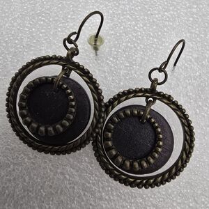 Elegant Bronze and Black Circle Earrings